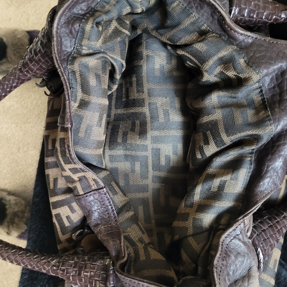 Super Rare Authentic Fendi Spy Bag - Picture 6 of 10